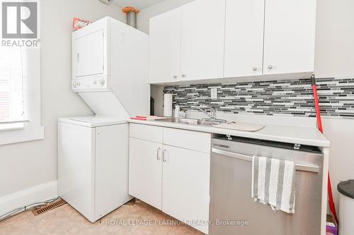 37 Dundas Street W, Mississauga, ON 