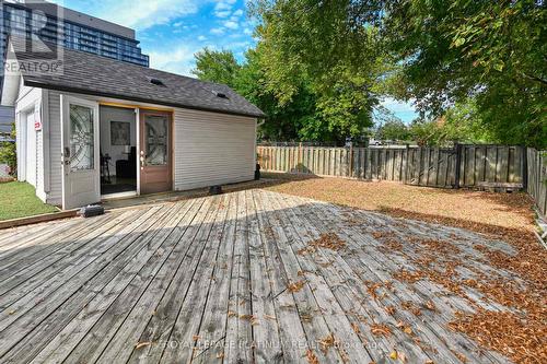 37 Dundas Street W, Mississauga, ON 