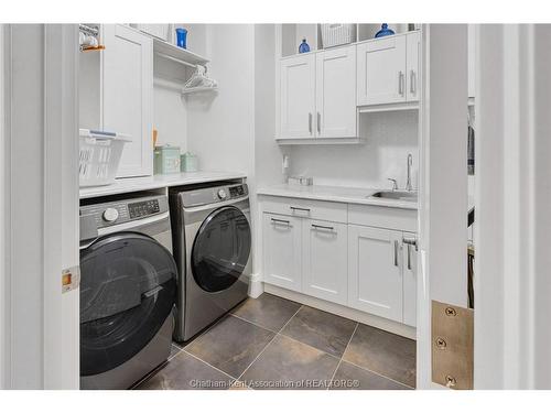 2973 St Clair Parkway, Sombra, ON 