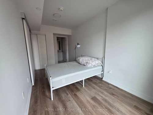 315-1 Jarvis Street, Hamilton, ON - Indoor Photo Showing Bedroom