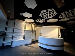 33-20 Wertheim Court  Richmond Hill, ON L4B 3A8