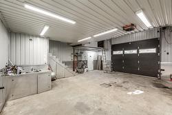 Garage - 