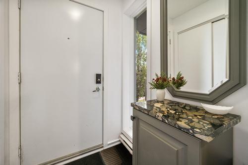 Hall - 9480 Rue Rousseau, Montréal (Mercier/Hochelaga-Maisonneuve), QC - Indoor Photo Showing Other Room