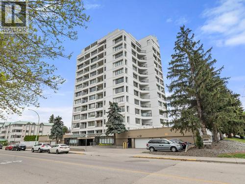 737 Leon Avenue Unit# 905  Kelowna, BC V1Y 8L6