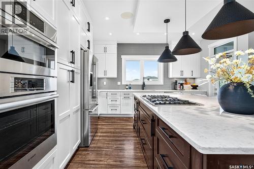 127 Iron Bridge Drive, Moose Jaw, SK - Indoor Photo Showing Kitchen With Upgraded Kitchen