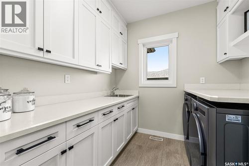 127 Iron Bridge Drive, Moose Jaw, SK - Indoor Photo Showing Laundry Room