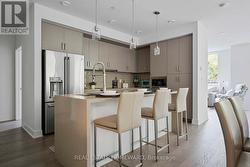 108 - 1575 LAKESHORE ROAD W  Mississauga, ON L5J 0B1