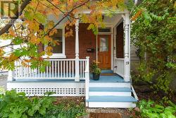 19 GOULD STREET  Ottawa, ON K1Y 2P1