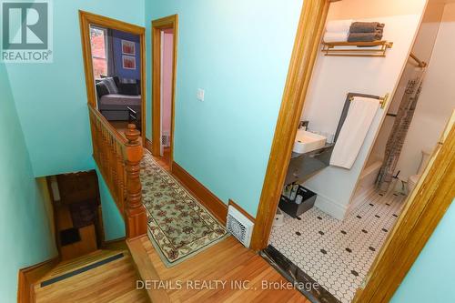 19 Gould Street, Ottawa, ON - Indoor Photo Showing Other Room