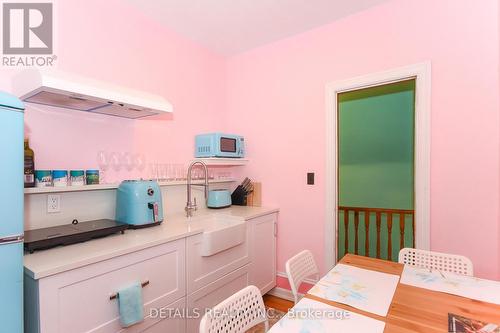 19 Gould Street, Ottawa, ON - Indoor