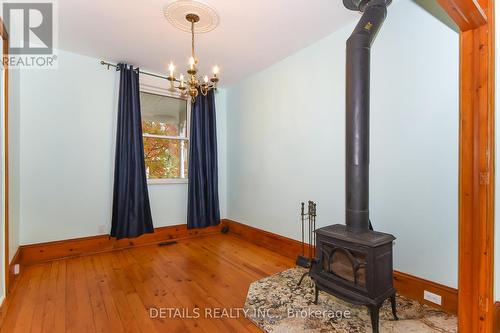19 Gould Street, Ottawa, ON - Indoor Photo Showing Other Room