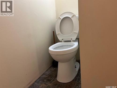 3267 Athol Street, Regina, SK - Indoor Photo Showing Bathroom