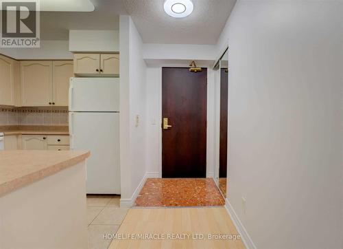 1509 - 30 Grand Trunk Crescent, Toronto, ON - Indoor