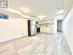 149 CAMPBELL AVENUE  Toronto, ON M6P 3V1