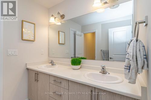 35 Player Drive, Erin, ON - Indoor Photo Showing Bathroom