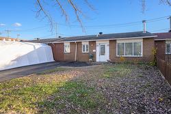 288 Place des Terrasses  Laval (Auteuil), QC H7H 1E9