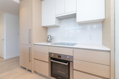 410-530 Michigan St, Victoria, BC - Indoor Photo Showing Kitchen