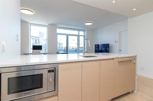 410-530 Michigan St, Victoria, BC - Indoor Photo Showing Kitchen