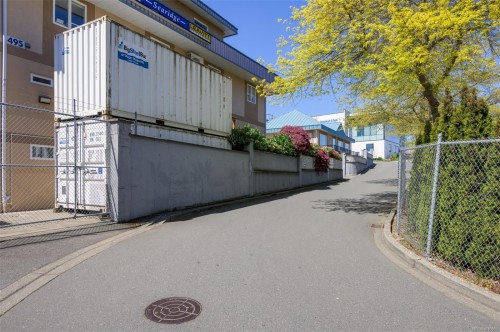 495 Dupplin Rd, Saanich, BC 