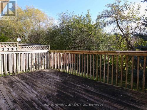 3 Caprice Court, Kitchener, ON - Outdoor