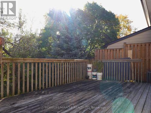 3 Caprice Court, Kitchener, ON - Outdoor