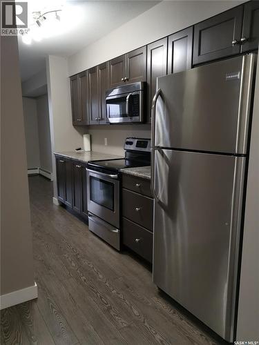 101 2141 Larter Road, Estevan, SK - Indoor Photo Showing Kitchen