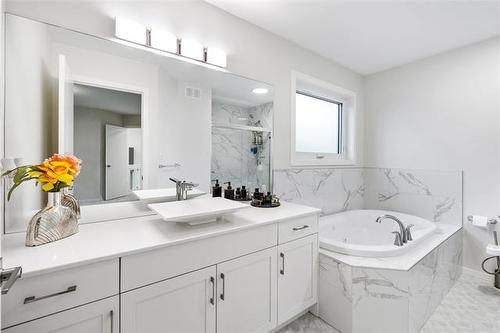 13 Cartmill Bay, West St Paul, MB 