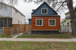724 Talbot AVE  Winnipeg, MB R2L 0S3