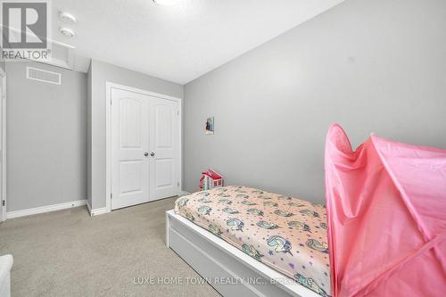 68 - 77 Westminster Crescent, Centre Wellington, ON - Indoor Photo Showing Bedroom