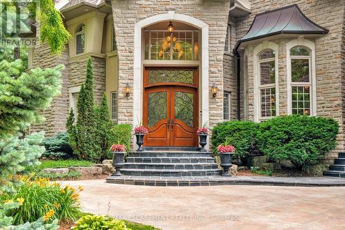 106 Appleby Place, Burlington, ON - Outdoor With Facade