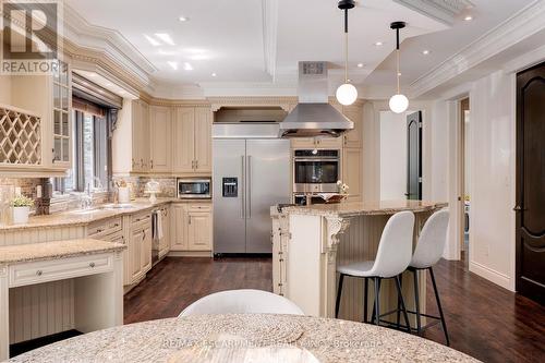 106 Appleby Place, Burlington, ON - Indoor Photo Showing Kitchen With Upgraded Kitchen