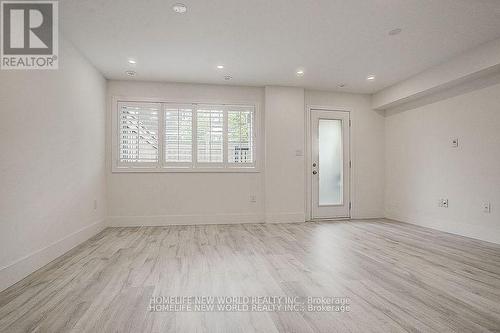 25 Sydney Circle, Vaughan, ON - Indoor Photo Showing Other Room