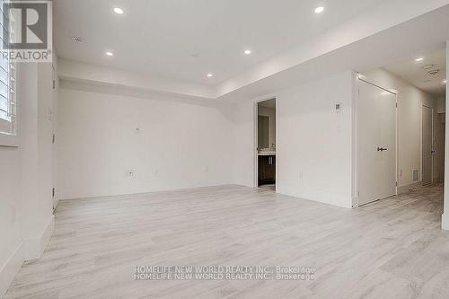 25 Sydney Circle, Vaughan, ON - Indoor Photo Showing Other Room