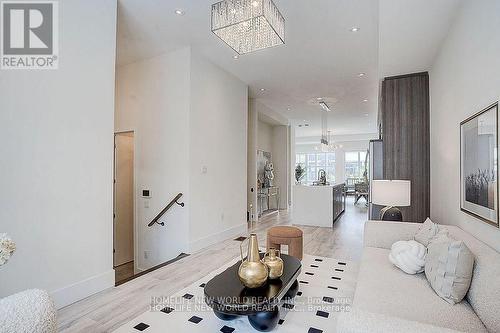 25 Sydney Circle, Vaughan, ON - Indoor Photo Showing Other Room