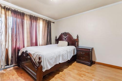 Primary bedroom - 2010 Rue Mayfield, Laval (Chomedey), QC - Indoor Photo Showing Bedroom