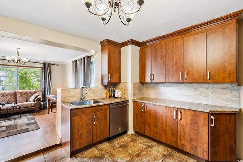 Kitchen - 2010 Rue Mayfield, Laval (Chomedey), QC - Indoor Photo Showing Kitchen