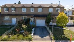 1535 Rue Plaisance  Brossard, QC J4W 3B4