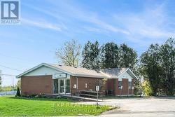 3713 NAVAN ROAD  Ottawa, ON K1B 1H9