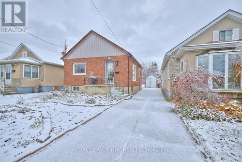 10 FAIRBURN AVENUE  St. Catharines (Burleigh Hill), ON L2T 1B2