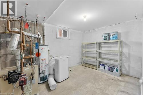 19 Moote Street, St. Catharines, ON - Indoor