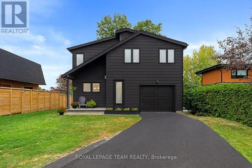 1119 Firefly Lane, Ottawa, ON - Outdoor
