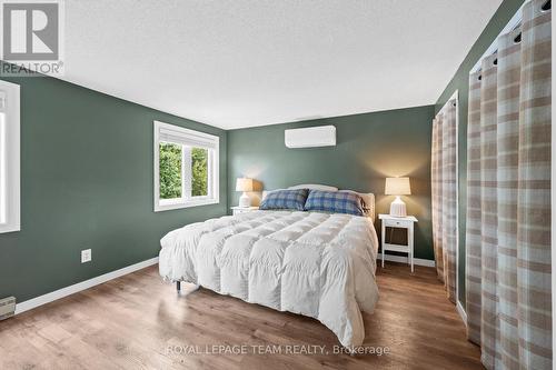 1119 Firefly Lane, Ottawa, ON - Indoor Photo Showing Bedroom