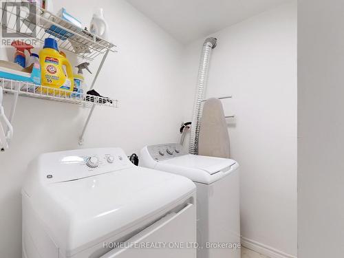 77 Tecumseth Street, Toronto, ON - Indoor Photo Showing Laundry Room