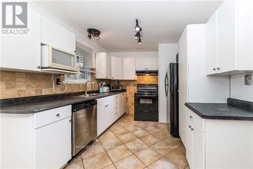 727 Hewson Drive, Pickering, ON - Indoor Photo Showing Kitchen With Double Sink