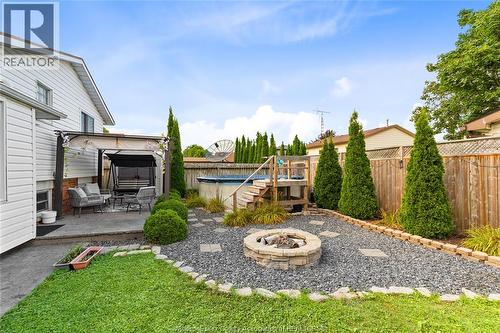 100 Argyle Crescent, Chatham, ON - Outdoor