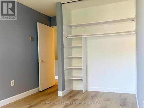 301 - 1000 Pembridge Crescent, Kingston (North Of Taylor-Kidd Blvd), ON - Indoor