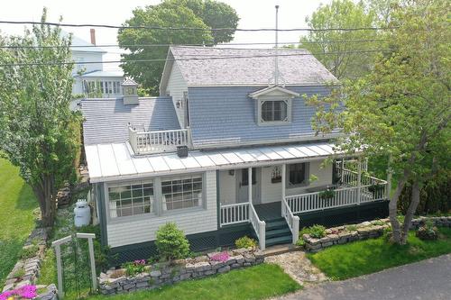 Façade - 9 Av. Chassé, Kamouraska, QC - Outdoor With Deck Patio Veranda