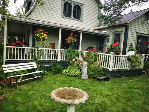 Façade - 9 Av. Chassé, Kamouraska, QC - Outdoor With Deck Patio Veranda