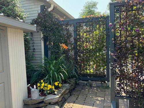 Cour - 9 Av. Chassé, Kamouraska, QC - Outdoor