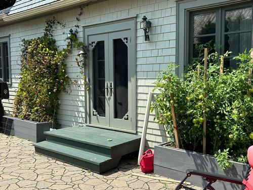 Cour - 9 Av. Chassé, Kamouraska, QC - Outdoor With Deck Patio Veranda With Exterior
